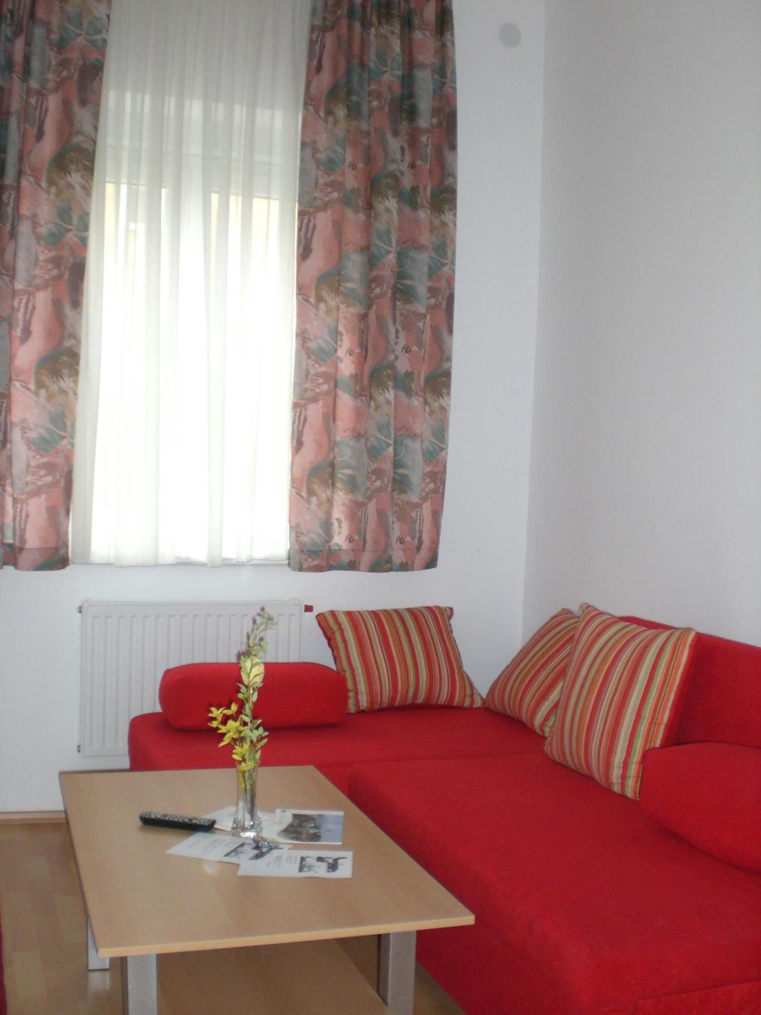 Privatzimmer Familie Wagner Pochlarn Bagian luar foto