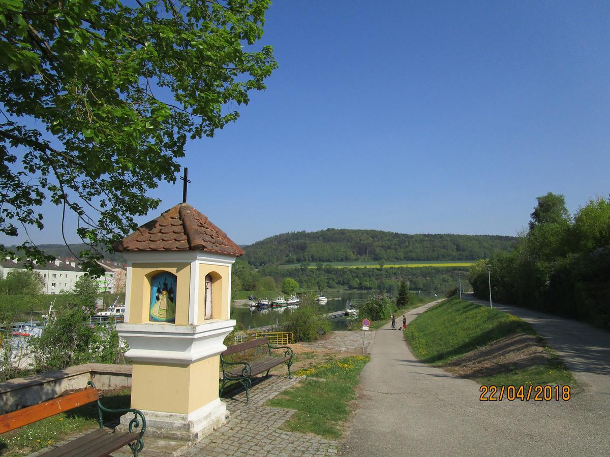 Privatzimmer Familie Wagner Pochlarn Bagian luar foto